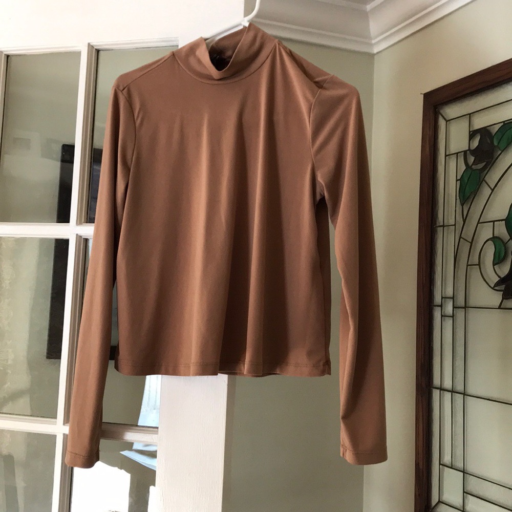 Long sleeved top